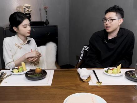 《独家专访何丹彤》沙雕美女和变装女神,你们更喜欢她哪个阶段?#大白show #何丹彤 #郑燕姿 #变装 #沙雕 #风铃权杖变装 #抖音蓝海计划