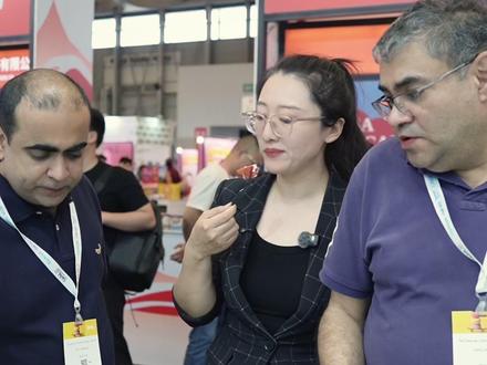 赴盛会之约,品新疆风华;穿行展会之间,邂逅千里西域珍萃,见证疆品力量,助力新疆好产品奔赴全国、走向世界。#品味新疆 #西雅展上海 #上海新国际博览中心 #新疆
