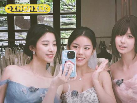 “朋友是我们自己选择的家人”#卢昱晓 #友情 #我家那闺女 #女明星 #闺蜜