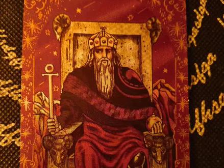 #塔罗牌 #西方塔罗 #塔罗 #冷知识科普 #相信科学拒绝迷信 韦特塔罗第四张,皇帝