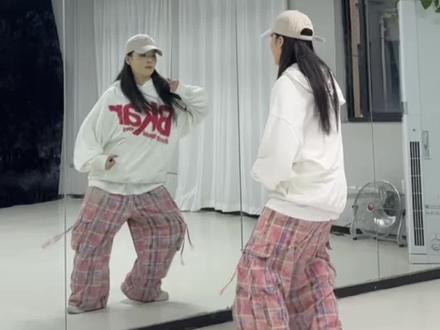 抓住这个张函瑞
#张函瑞 #张函瑞进行曲 #TF家族 #hiphop基础 #hiphop