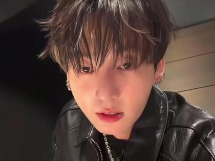 爱豆和粉丝就是要这样互相鼓励一起变优秀啊 #田柾国 #金泰亨 #milli #追星 #bts