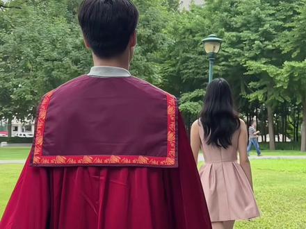 我可以跟在你身后~#夏季毕业季#学士服 #转场