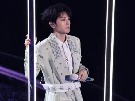 王俊凯《生长》2026江苏卫视跨年演唱会直拍
2026多多见面吧~
#王俊凯