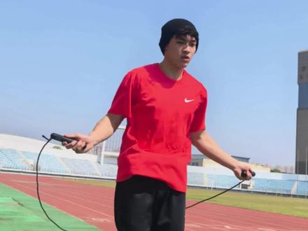 中考一分钟跳绳200个训练方法 快到中考的同学收藏起来!#跳绳 #训练 #中考跳绳 #南昌