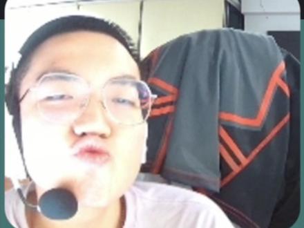 男粉狂喜,EDG康康为粉丝献唱瘦子E.SO的Don't Worry About Me!!#EDG #ZmjjKK #无畏契约