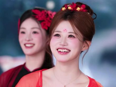 龙王舞团小繁跳相思谣嘎嘎好看#lw小繁 #花小龙王杨 #王杨