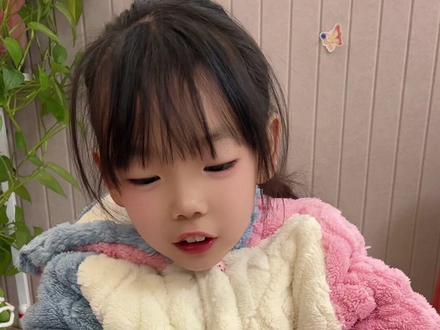 传纸条便签又出新款了,还可以当贴纸哦!#小朋友的玩具 #便签本#儿童玩具