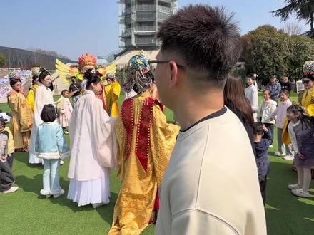 大明春日派对南京人半价逛大报恩寺!45一人! #南京大报恩寺 #大报恩寺亮灯时刻 #大报恩寺很灵 #大明探秘#大明春日派对