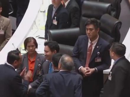 到底有何恩怨?泰国“少壮派”党首选举获胜,却怎么也当不上总理