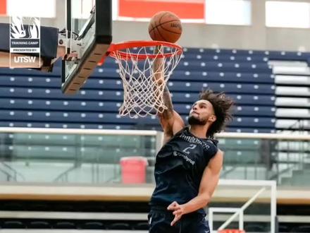 一年级就打了总决赛还以为会一直持续好的状态,没想到被Nico给用费了😔#莱福利#独行侠#Nico