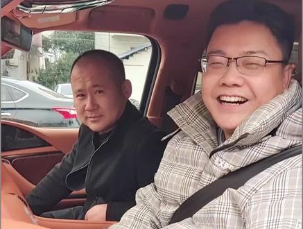 高科技神车仰望u8,真够扎实!