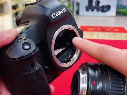 佳能相机入门安装拆卸注意事项,新手必看,避免造成不必要的麻烦和损失#摄影教学 #摄影 #相机镜头