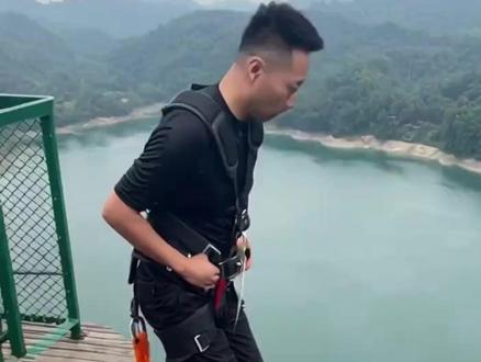 如何鉴别AI视频? 记住越唐越真#AI #科普 #极限运动 #ai视频