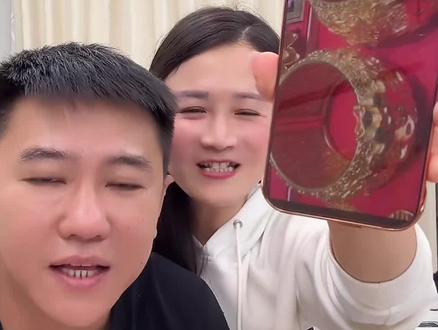 三宝准备要结婚了#逗比夫妻日常 #结婚啦 #家庭日常 #夫妻日常 #幸福大家庭