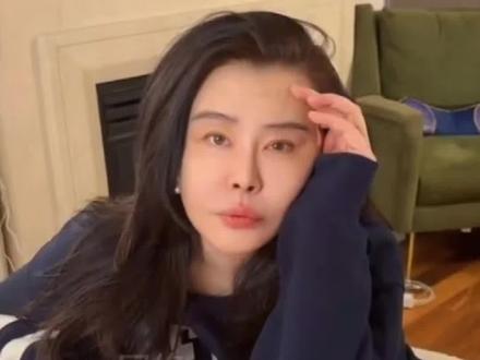 当王祖贤开始玩抖音的时候,我就知道时代真的变了,#王祖贤入驻抖音