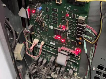 #专业的事交给专业的人 #电梯 #电梯小阳 #电梯阳哥 #特种设备 上海三菱凌云2电梯故障状态及维修方法