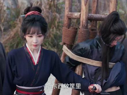 好好的大女主成了自卑无脑的文盲,内娱别祸害女频了! #逐玉 #张凌赫 #田曦薇 #影娱热点团