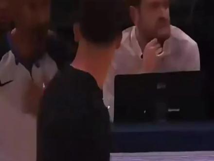 失控!托尼执哨引爆全美争议51次犯规乱吹,对视多尔特一笑封神 #热点 #NBA