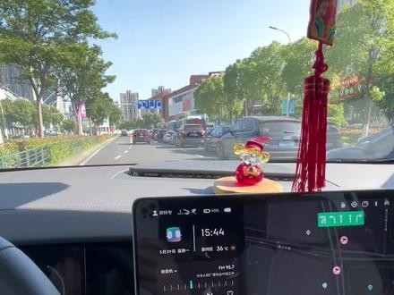 极氪009驻车舒享功能无法自动取消。#极氪 #撸车日常 #极氪009 #我与汽车的日常