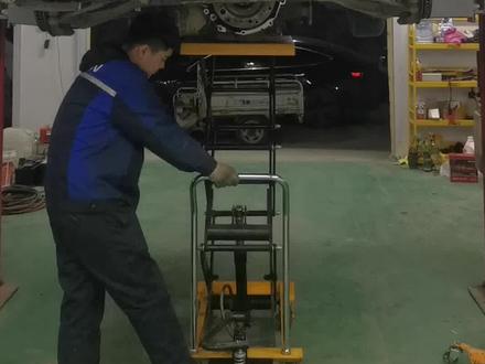 奥迪Q5采埃孚8AT变速箱#奥迪#奥迪变速箱维修 #郑州 #变速箱维修 #抖音汽车