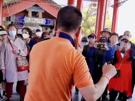 网红黑哥和大美女刘姐水上公园精彩聚舞