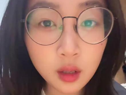 东纶十级学者#炎亚纶 #汪东城
再次声明,以上种种只是本人的揣测啦……ps.一天下来已经被炎亚纶圈粉了……