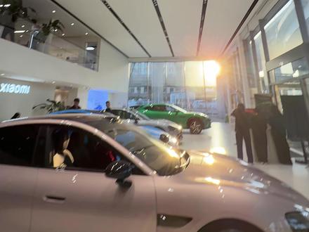 全新小米Su7上市了,兄弟们靛石绿是真帅呀! #小米 #小米汽车 #小米Su7#小米发布会