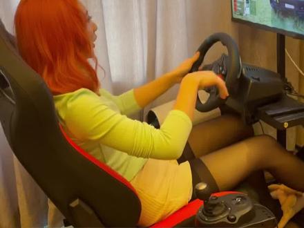 一套初级入门的#赛车模拟器 大概多少米?其实还有更省💰的方案~没💰的小白也能玩赛车!#每天一个用车知识 #用车知识分享计划 #汽车小姐姐