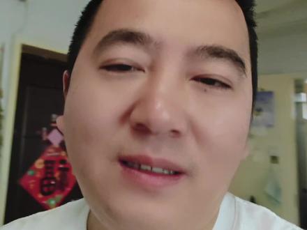 济南公务员基地班如何选,济南公考机构 在济南选择公考机构,第一看老师怎么样,环境怎么样,吃饭上下楼是否方便,尽量选择性价比高的机构。#公考机构 #济南公考机构 #山东公务员基地班 #公考基地班 #教育胖头鱼