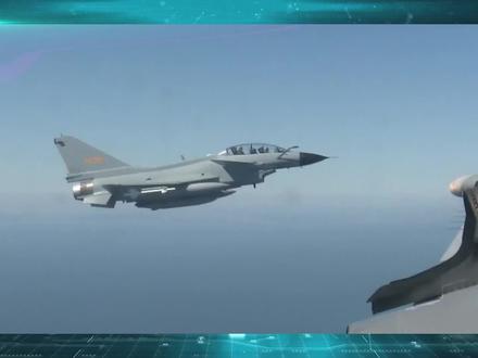 48小时内,菲军机2次强闯黄岩岛,解放军连射8弹,美航母主动