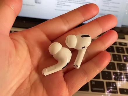 把AirPods挂起来#airpods 挂在你的Mac上! #mac #开启新技能