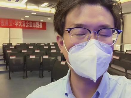 揭秘特斯拉超级工厂里的超级人工智能,机器人造自己! #特斯拉超级工厂 #人工智能 #智能制造