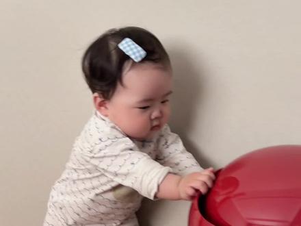 这一步还是没敢迈😢我这是“稳”不是害怕😶🫣🤥 #这个世界不能没有人类幼崽 #人类幼崽的神仙玩法 #这是什么操作 #小煤气罐 #人类幼崽