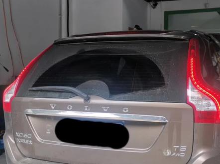 2017沃尔沃xc60空调滤拆卸#汽车保养与维修