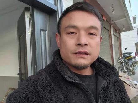 自建房墙裙怎么贴美观?!🙂🙂🙂