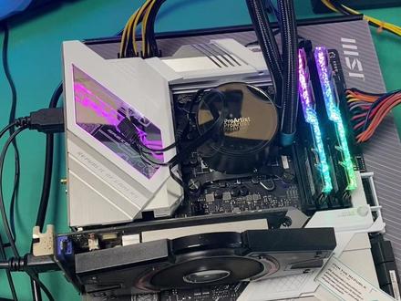 还是雅浚EA5 360一体式水冷,换个华硕690吹雪,温度低了不少,有人知道是为什么吗?#组装电脑 #电脑 #电脑配置 #水冷 #diy电脑