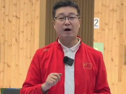 3秒锁定靶心!职业教练拆解好十环瞄准公式,新手也能秒懂的射击技巧!#射击瞄准技巧#新手射击公式#射击教学#运动员冬季训练#刘佳鑫说射击