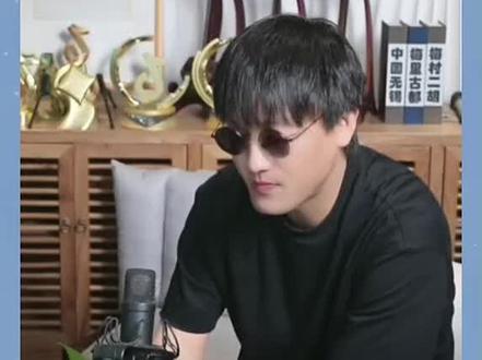 今天下午二饼亲自开播解释停播原因,老师们耐心等待开播吧@力哥拉二胡 @二饼胡拉