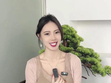 小蕊今天直奔加工一条街,在翡翠个体户那收了一件又便宜又靓的货,做了一款冰乌沙麒麟牌,你们觉得怎么样?#麒麟 #翡翠 #翡翠吊坠