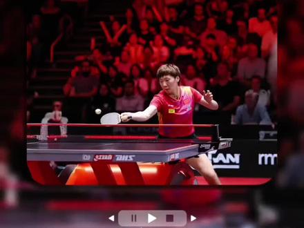 #乒乓女孩~王曼昱# #新加坡大满贯#武汉人为你加油#新加坡大满贯抽签#
力量、速度、旋转、落点、防守、心态,六大维度拉满,她是乒坛公认的六边形公主——@王曼昱 。2026新加坡大满贯,她坐镇下半区,以全面无短板的硬核实力,独自扛起防线;以沉稳坚韧的赛场风骨,迎战每一次挑战。蓄力已久,锋芒待发;球拍在手,信念如钢。这一次,在狮城之巅,用每一拍相持、每一次进攻、每一场坚守,书写属于自己的满贯篇章。王曼昱,蓄力上场,顶峰相见!