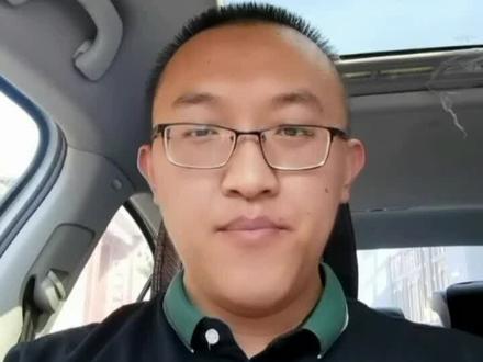 爆了!新款问界M7卖爆了,谁最受伤