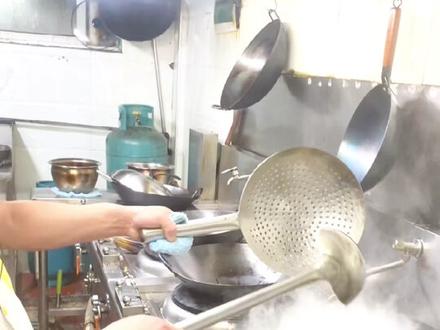 唯有美食与你不可辜负#抖音美食 直间播不见不散#加油💪 #油焖大虾