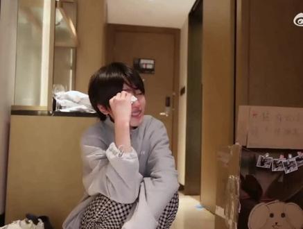 嗯对我就这样因为一个二十分钟的视频哭的稀里哗啦…#复函 #张函瑞 #左奇函 #左奇函生日快乐 #tf四代