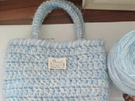 混线单股,钩针6mm~7mm,一团毛线就够。#包包钩织教程 #零基础学钩针 #玩毛线 #好物推荐🔥 #我的手工日常