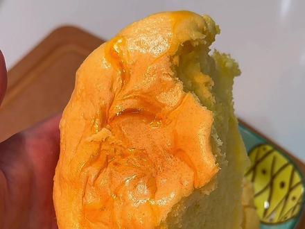 如果你有空气炸锅,就烤个蛋糕叭!因为巨巨巨好吃!蓬松柔软,一点不塌腰不回缩,做法贼简单,零失败~#空气炸锅美食 #空气炸锅烤蛋糕 #抖音美食创作人 #烤蛋糕 #自制蛋糕