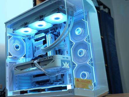 小刀锋钛B850M EDGE Ti MAX WIFI上手体验 9850X3D这颗新一代的游戏U终于上线啦~而微星也终于在这个节点上市了他们家真正意义上的一块纯白MATX小板B850M EDGE Ti MAX WIFI 刀锋钛 那么这块主板的表现 你会打几分呢?#数码 #科技 #电脑 #游戏 #装机