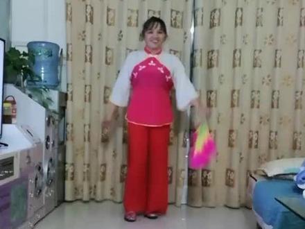 很多粉丝们也想学彩调,首先学基本动作