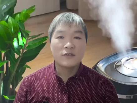 教你快速删除互动消息的方法。 #知识分享 #干货分享 #抖音知识分享 #经验分享 #张老汉