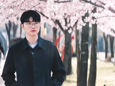 t1 母公司 sk 集团分红人均 将达 325 万? t1 股东 faker 能拿多少?#lck#faker
